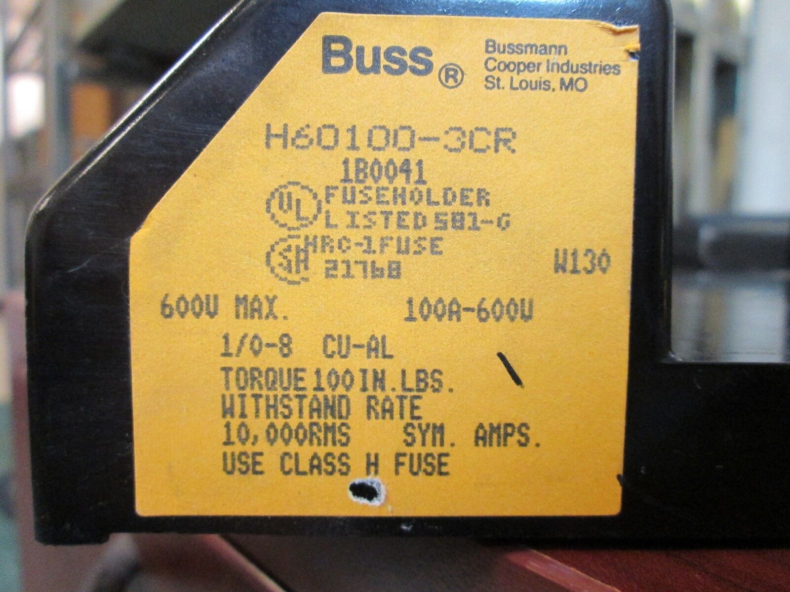 Bussmann Fuse Block H60100-3CR 100A 600V Used