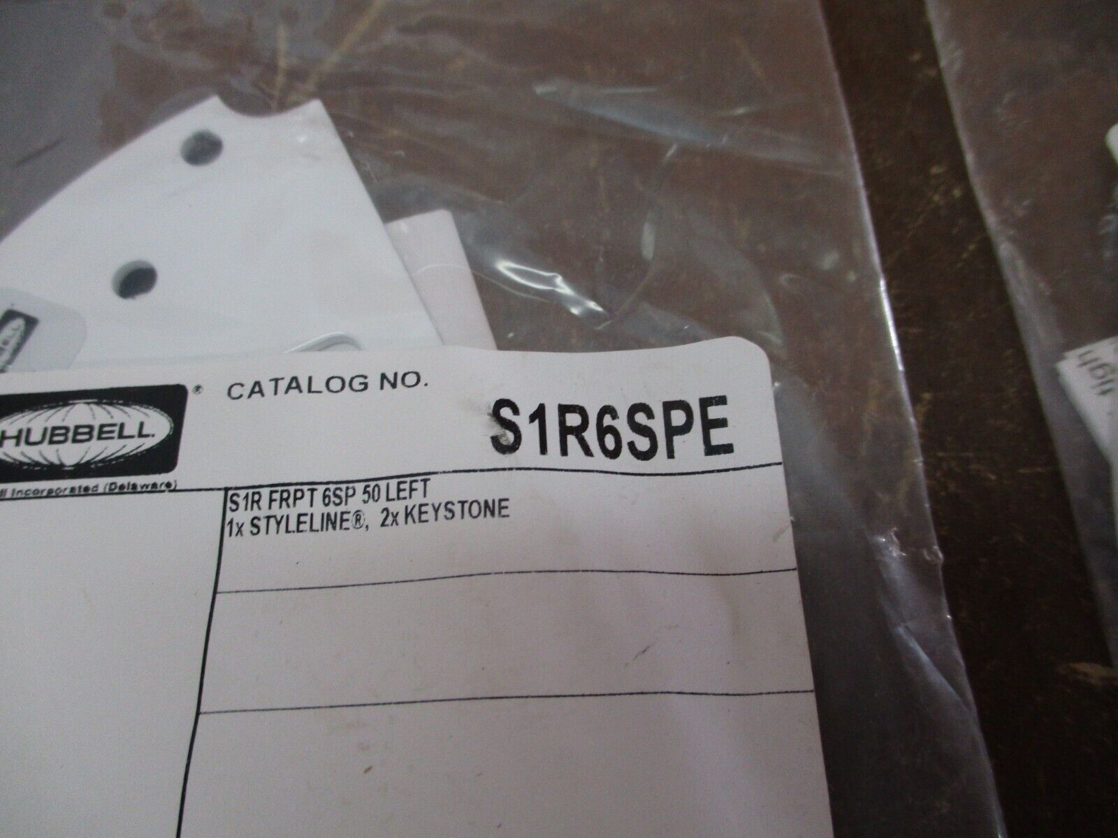 Hubbell Left Front Plate S1R6SPE 1x Styleline 2x Keystone  *Lot of 2*