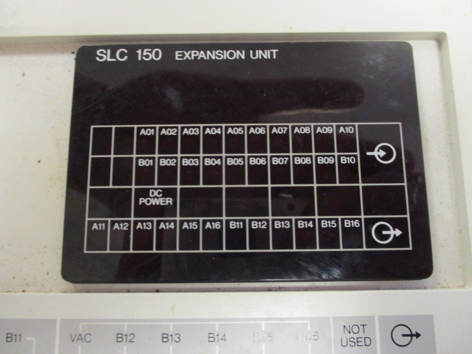 Allen-Bradley SLC 150 Expansion Unit 1745-E151 Ser B Broken Mounting Foot* Used