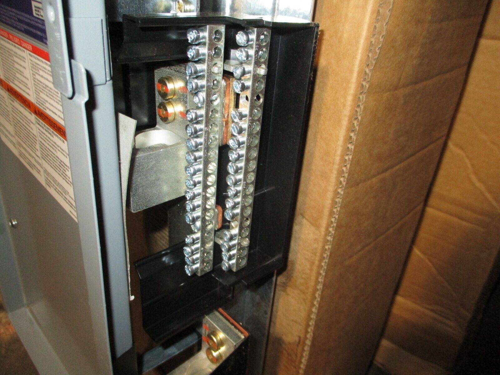 Square D Main Lug NQ Panelboard Interior w/ Box & Cover 400A 208Y/120V 3Ph 4W