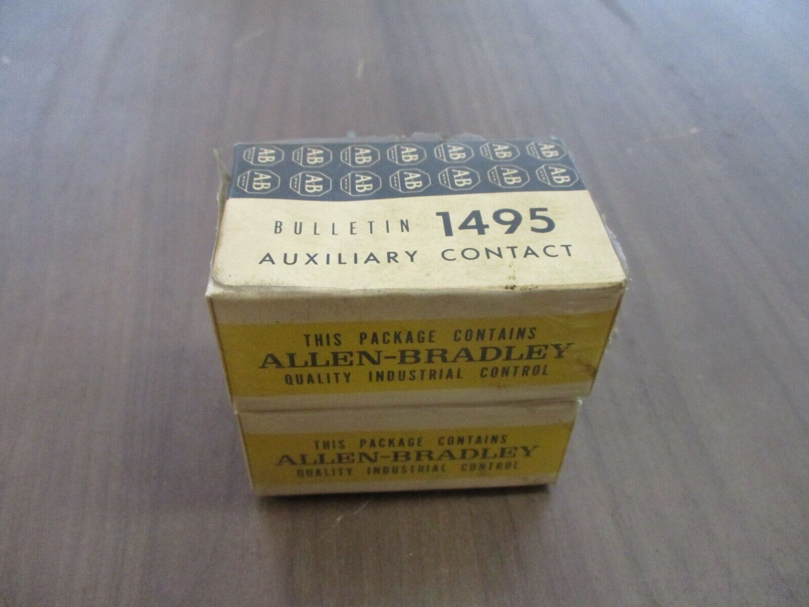 Allen-Bradley Aux Contact Block 1495-G1 Ser. L N.C. Contact Size 1 & 2