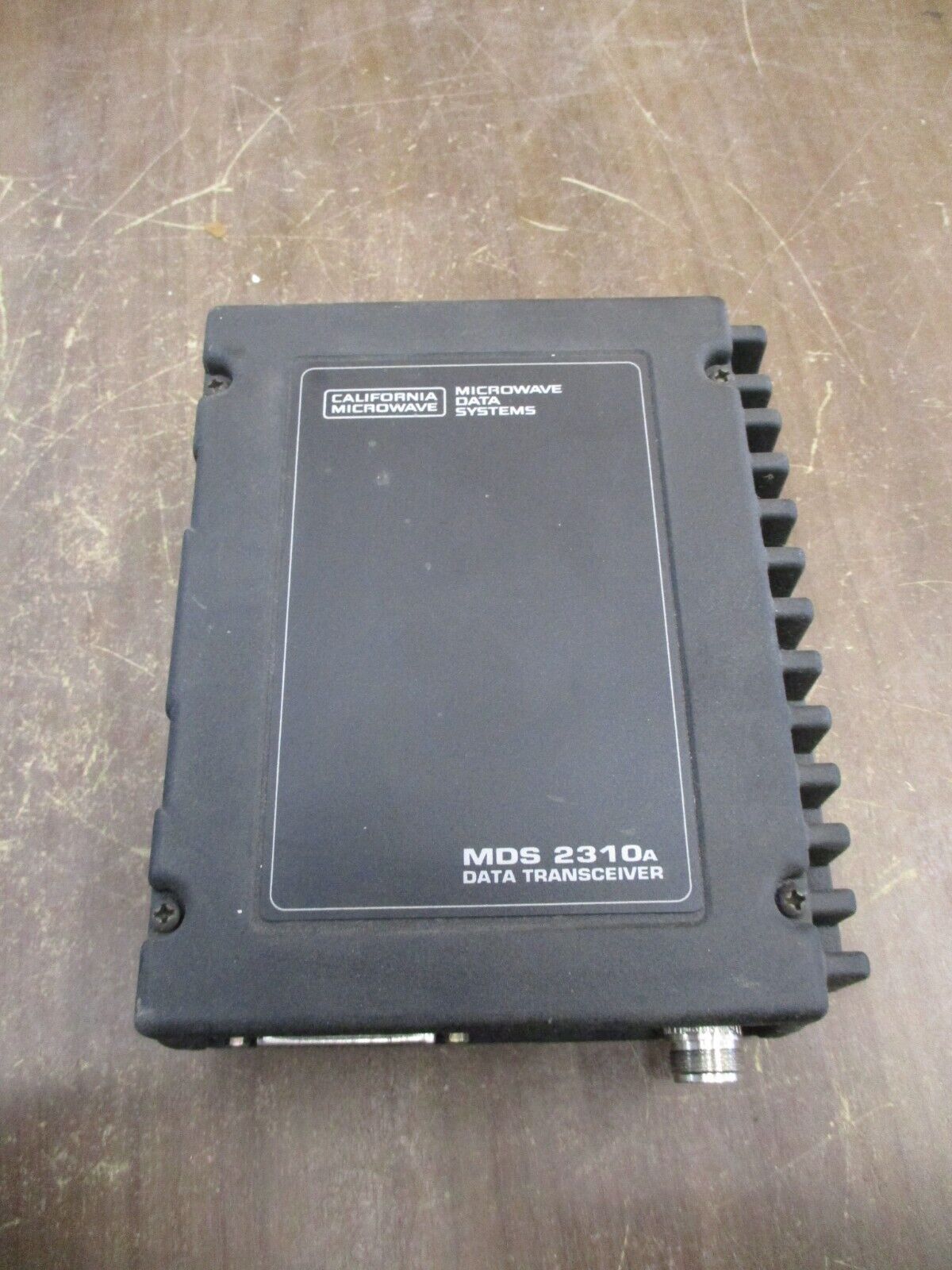 Microwave Data Systems Data Transceiver 2310RA1D11401A Rev. L 13.8VDC 2.5A Used