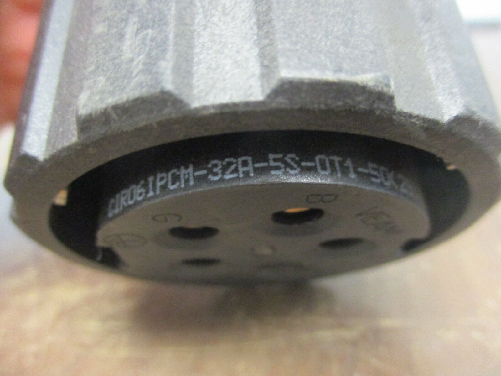 Amphenol Connector CIR06IPCM-32A-5S-OTI-50(29) 50A 600V Used