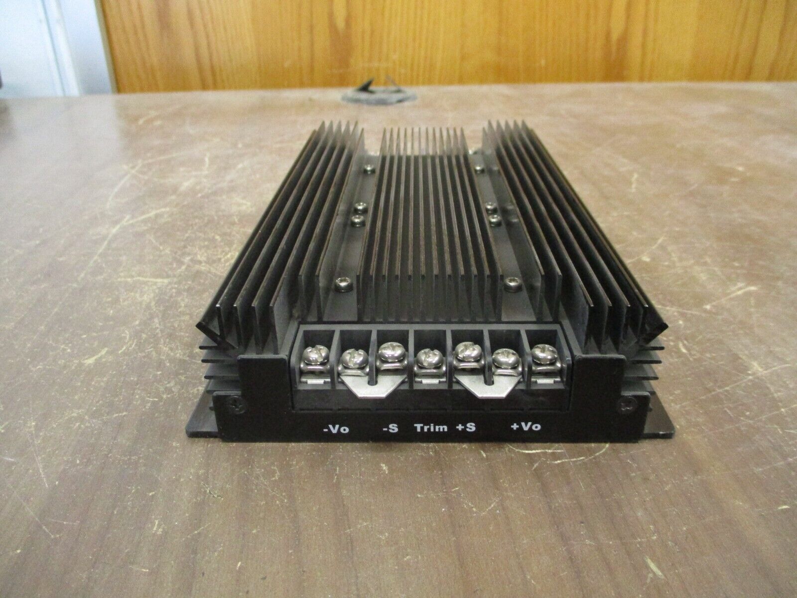 CUI Inc. DC-DC Converter VFK400W-Q24-S24 400W 24VDC Out Used