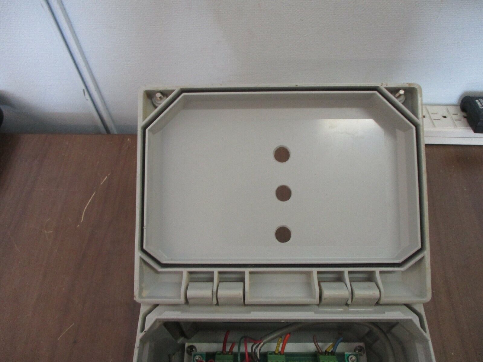 Automated Environments, Inc. VSC Interrupt & A/B Split Control VSCI-1/L Used