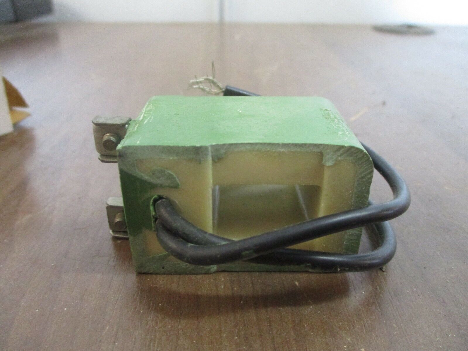 GE Magnetic Coil 15D2G3 230V 60Hz New Surplus