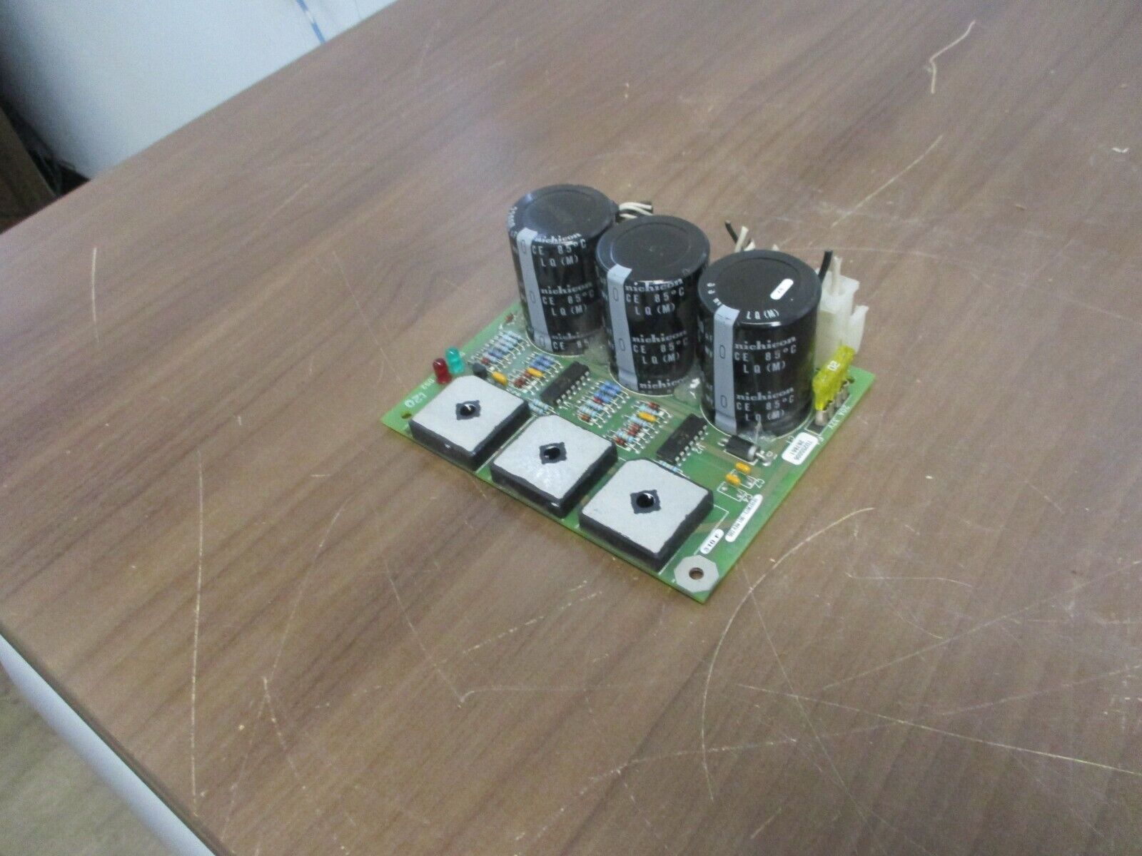 Eaton Power Supply Board 101073073-001 Rev. C00 20A 32V Used