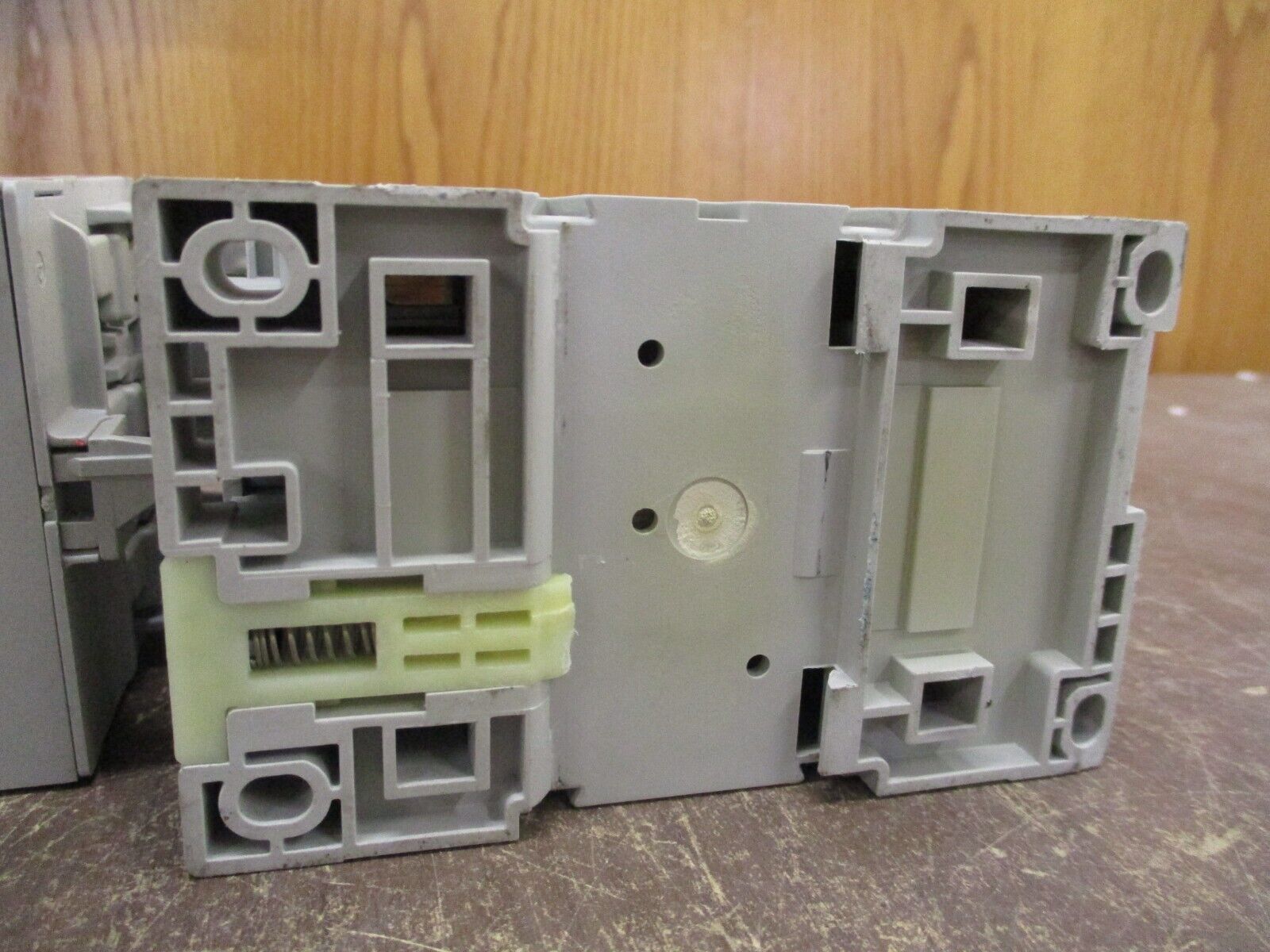 Allen-Bradley Starter 100-C60*00/193-EA2KE 120V Coil Trip: 26-85A 600V Used