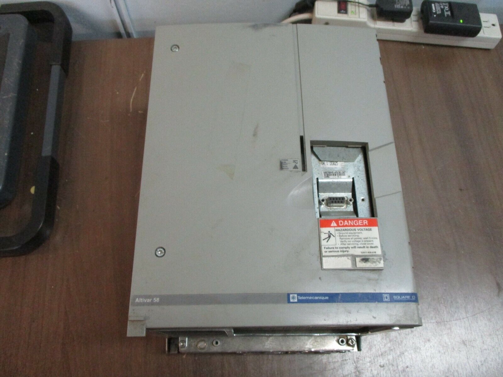 Square D Altivar 58 AC Drive ATV58HD16N4Z 15HP *No Keypad* Used