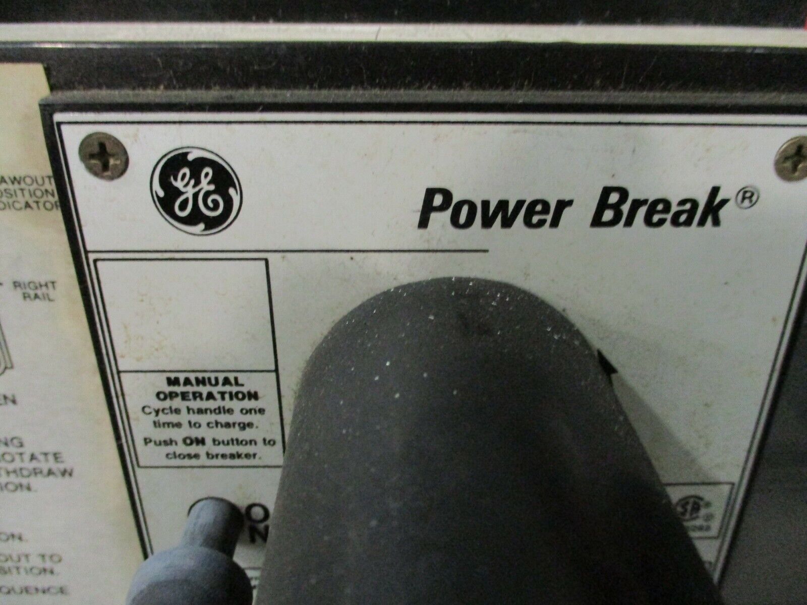 GE Power Break Circuit Breaker THC88TTZR 300A Rating Plug w/ Trip Used