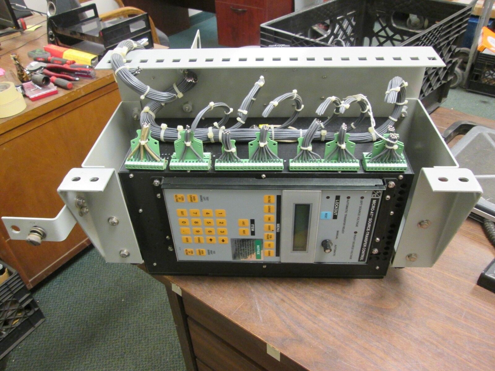 S&C  Micro-AT Source Transfer Control 3908-V1Y4Y8-S101 120V Used