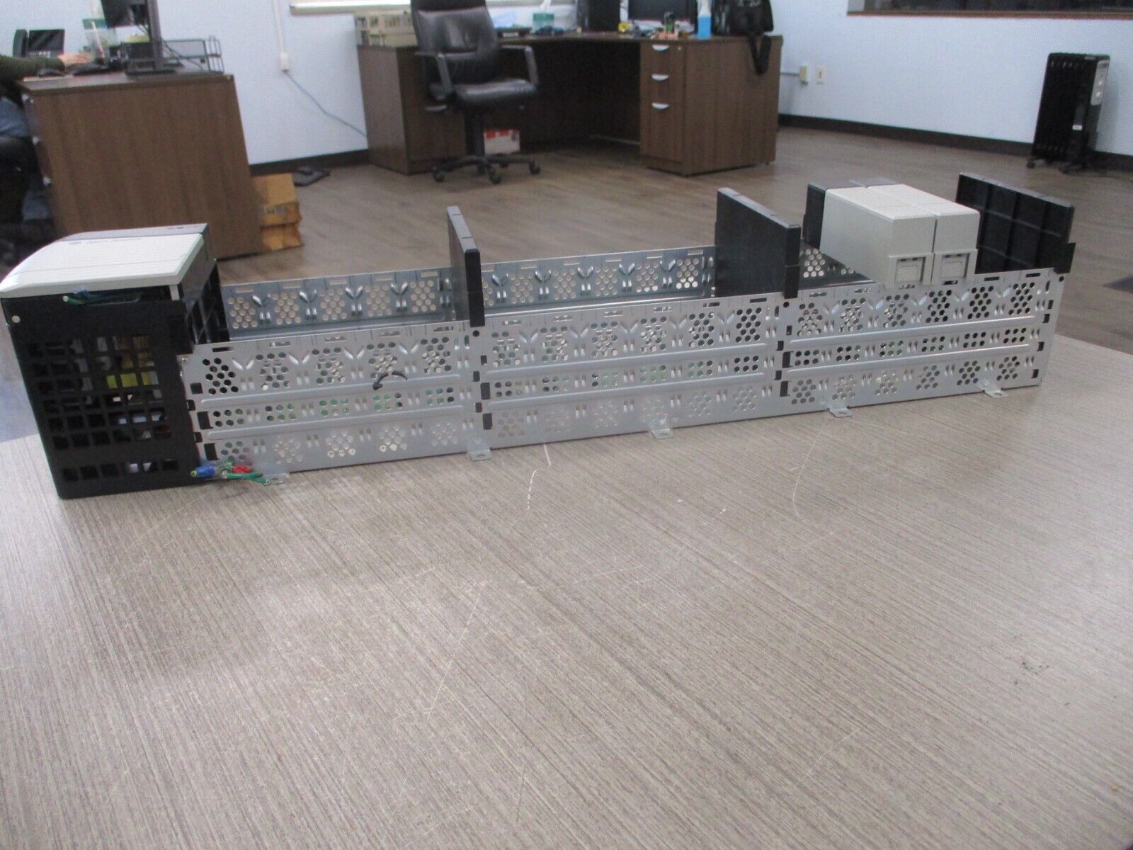 Allen-Bradley ControlLogix 17-Slot Chassis w/Power Supply 1756-A17/1756/PB72 Use