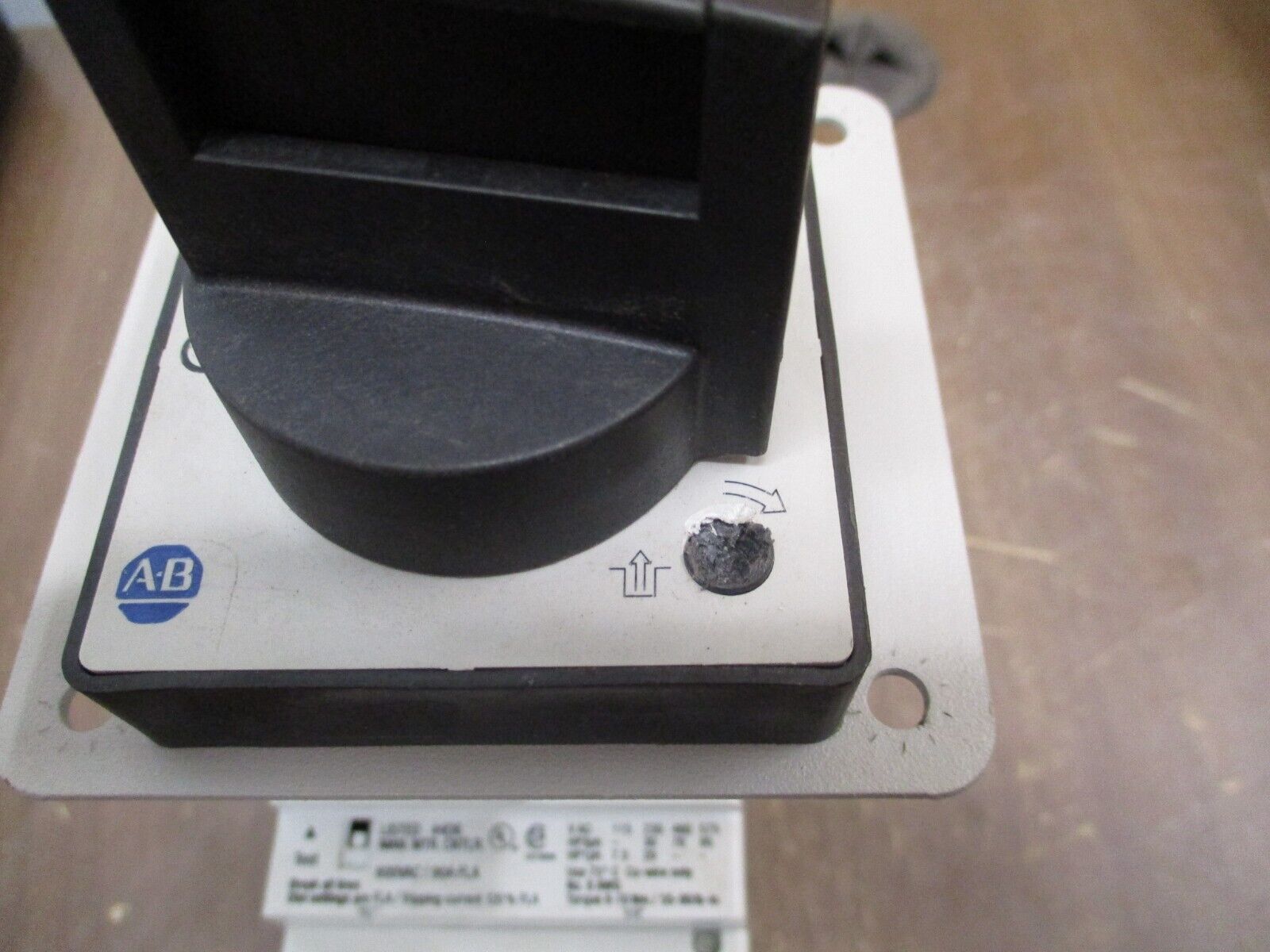 Allen-Bradley Manual Motor Controller 140-CMN-4000 Range: 25-40A 600V Used