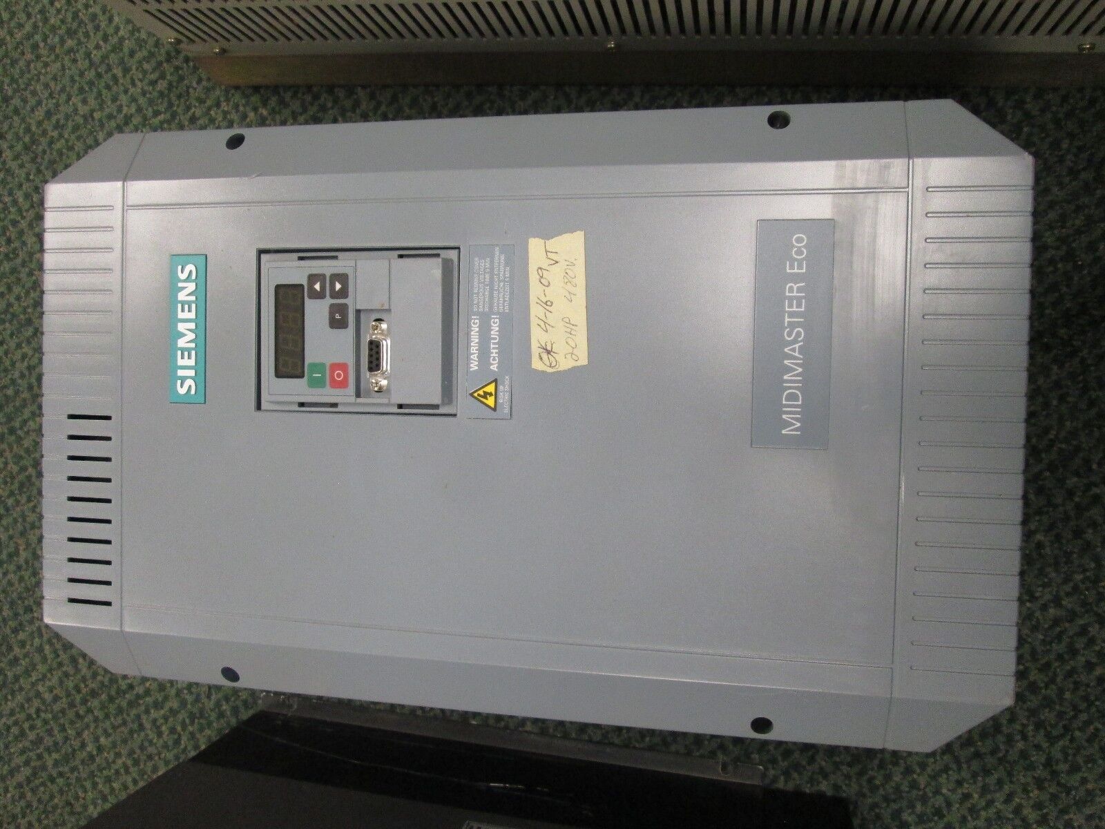 Simens Midimaster 6SE9523-0DG40 20HP, Used *Cracked Cover*
