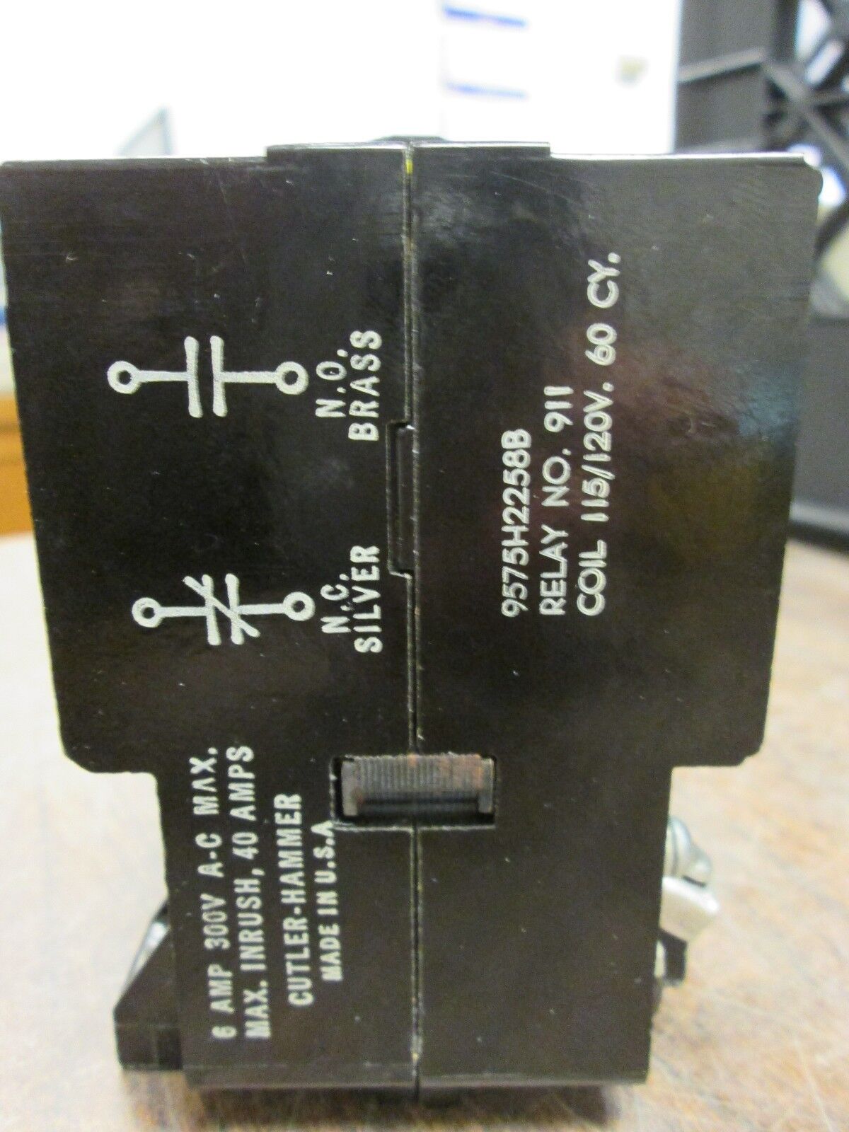 Cutler-Hammer Relay No. 911 9575H2258B 115/120V Coil 6A 300VAC Used