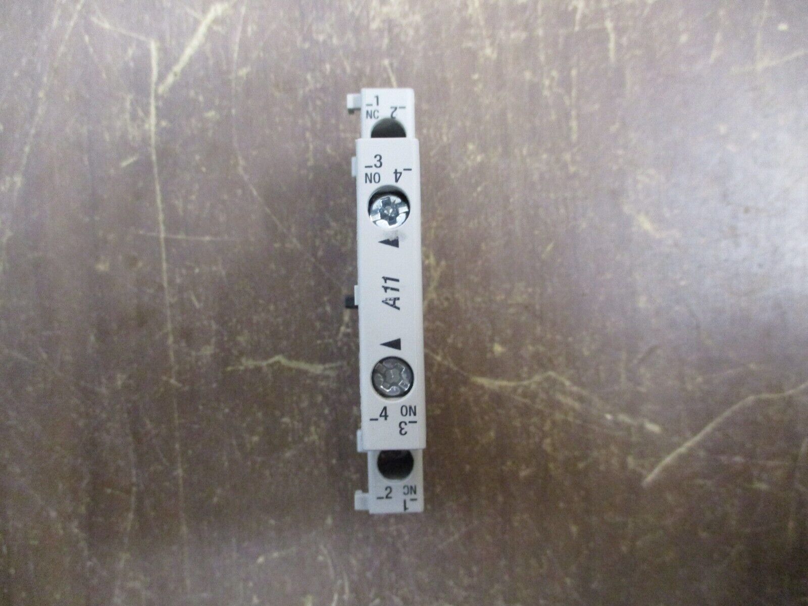 Allen-Bradley Aux. Contact 100-SA11 Ser. B 1 N.O. 1 N.C. New Surplus