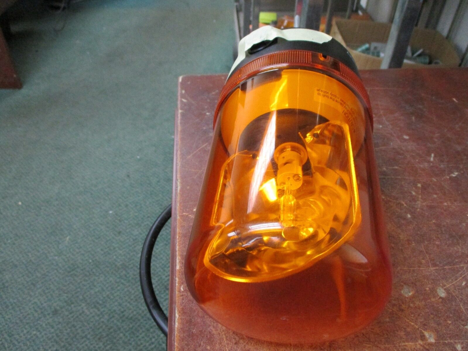 Allen-Bradley Beardon 855 BM-ABN Amber 1/2" Mount Used