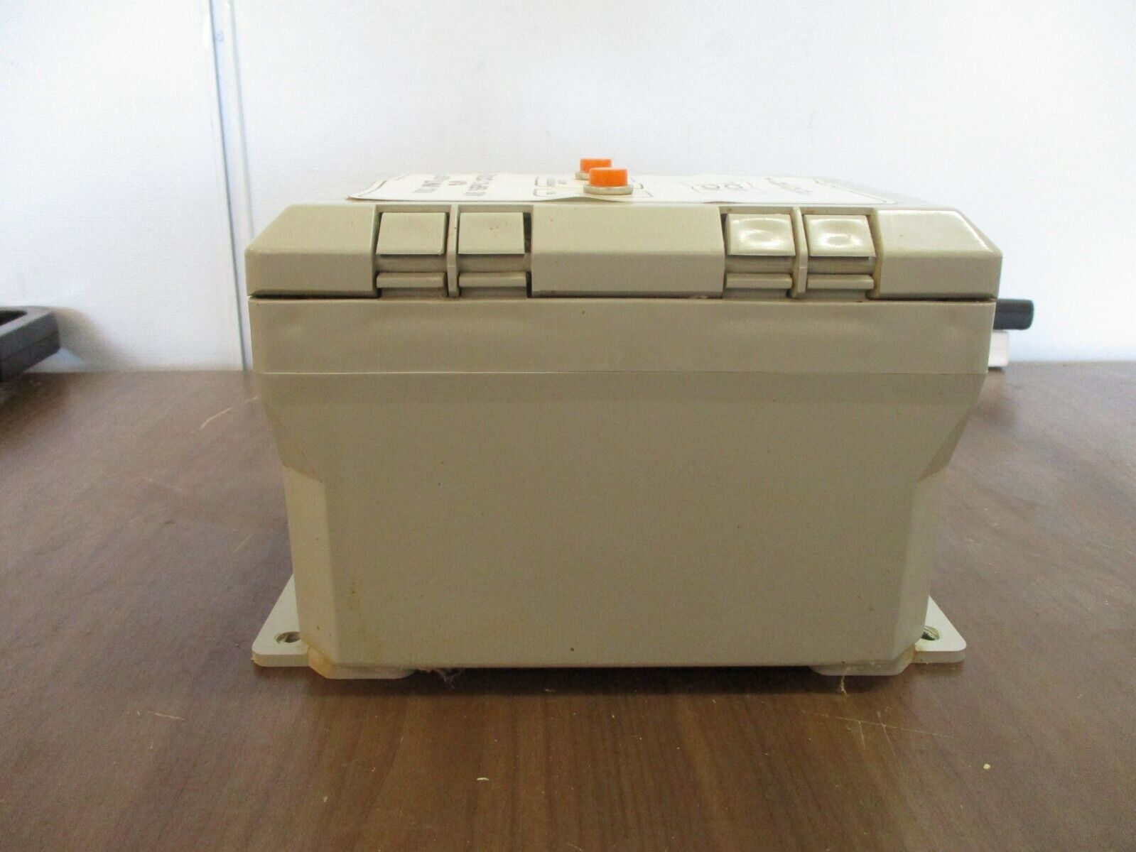 Automated Environments, Inc. VSC Interrupt & A/B Split Control VSCI-1/L Used