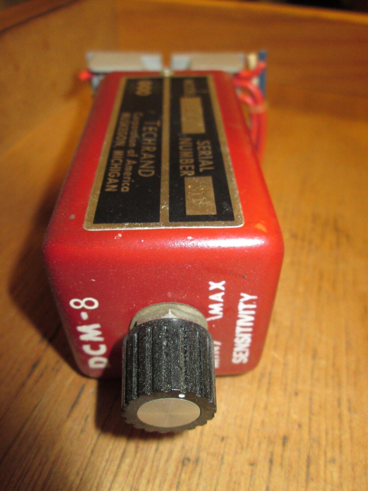 Techrand Sensitivity Relay DCM-8 w/ base Used