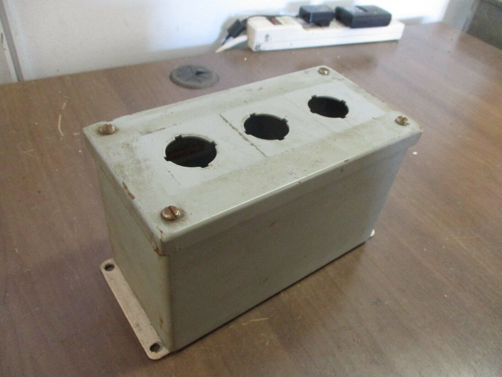 Hoffman Pushbutton Enclosure E3PBX 3-Position Used