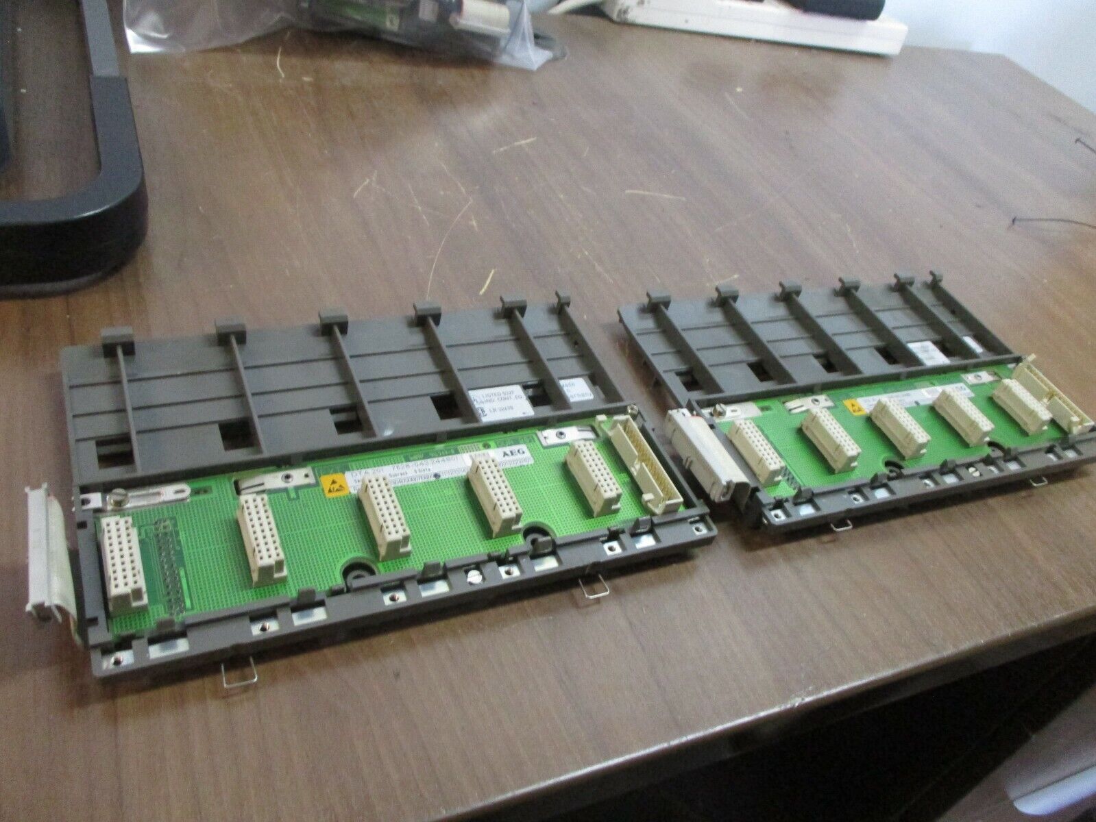 AEG DTA 201 Secondary Subrack 7628-042.244801 Rev. 10 5-Slot *Lot of 2* Used