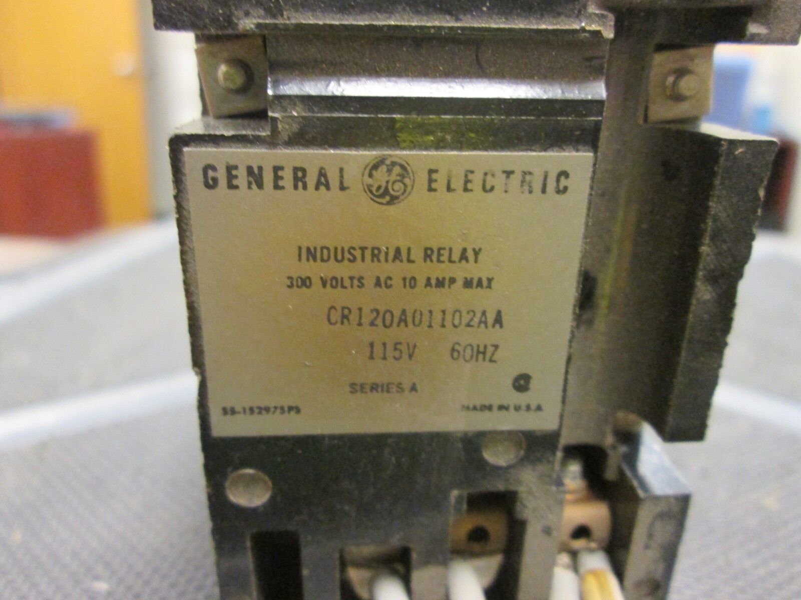 GE Industrial Relay CR120A01102AA 60Hz Series A 115V Coil Used