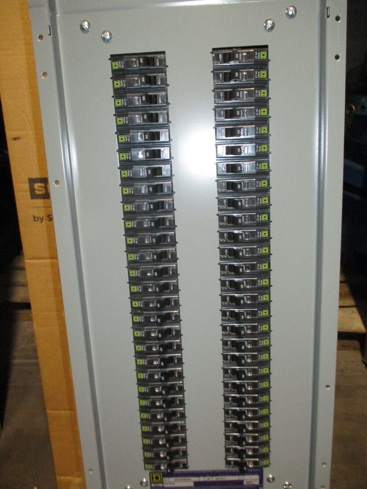 Main Lug NQ Panelboard Interior w/ Box & Cover 400A 208Y/120V 4W 3Ph 54-Space