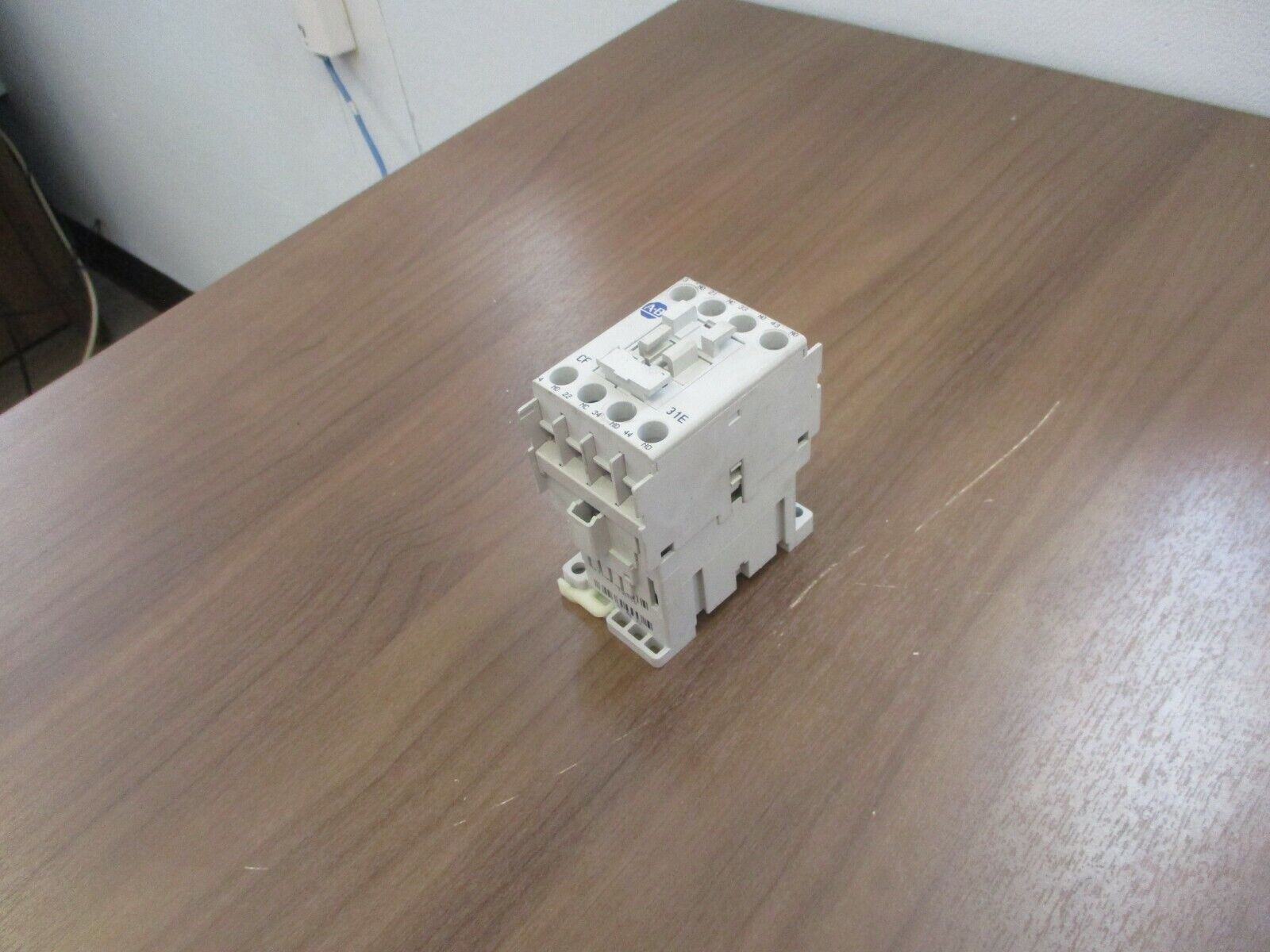 Allen-Bradley Contactor 700-CF310*  120V Coil  25A  600V  Used