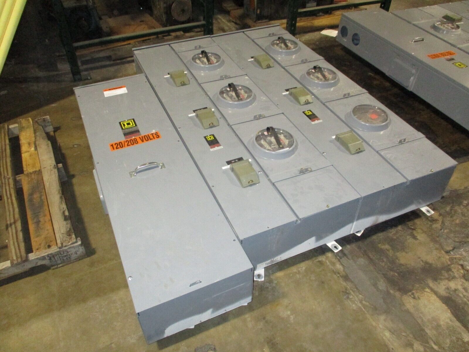 Square D 3R EZM Meter Center w/ Terminal Box EZM743200R / EZM4800TBR 6-Position