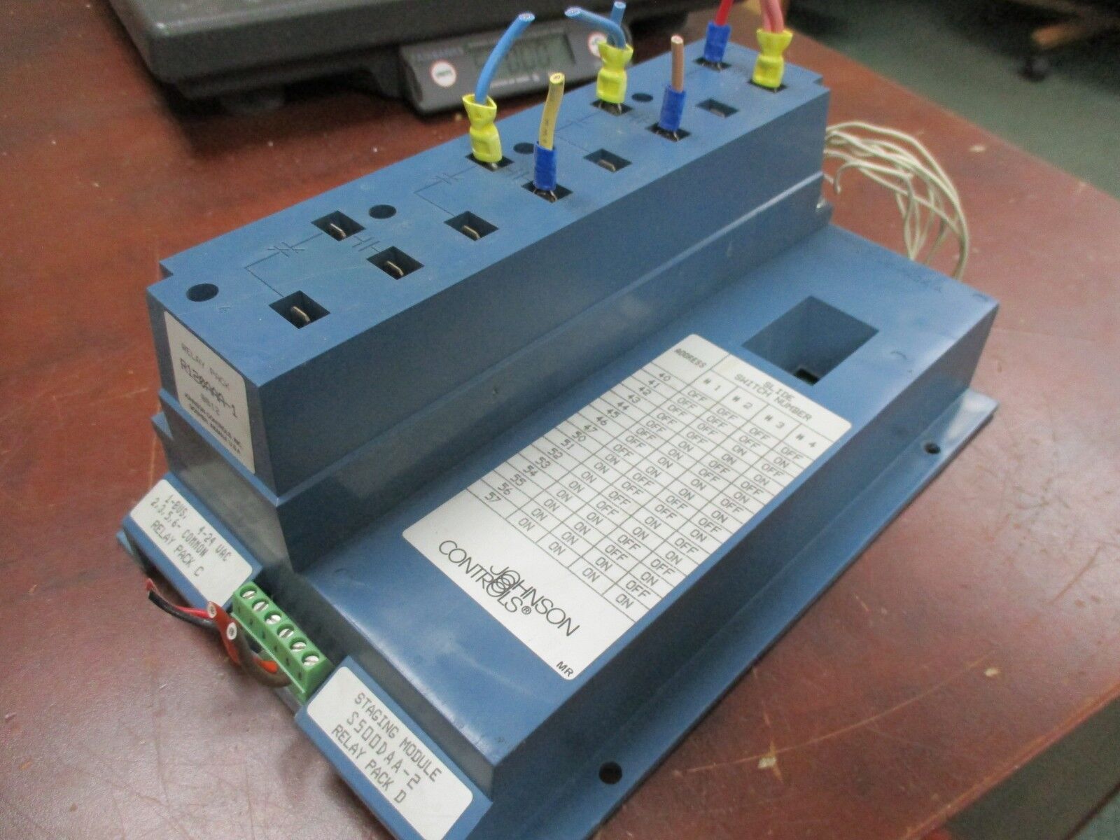 Johnson Controls Staging Module w/ Relay Pack S500DAA-2 Rev. D R120AAA-1 Pack
