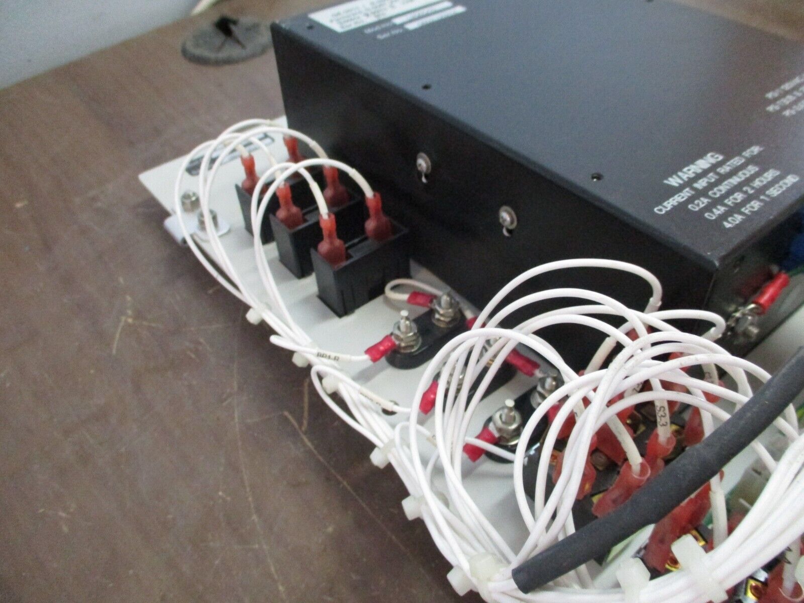 GE GE-2011/B-0866 Voltage Regulator Control L206G10 F/W: D-0067V07.08.18 60Hz