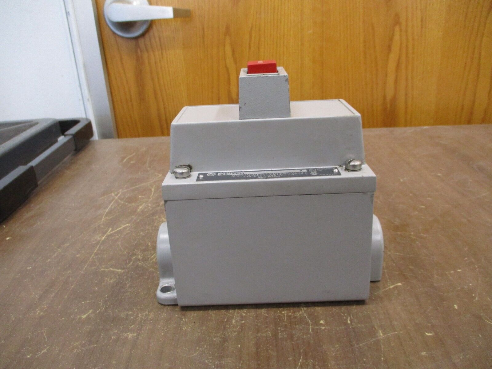 Allen-Bradley Start-Stop Push Button Station 800H-NP30 Ser. X Nema 7 & 9 Used