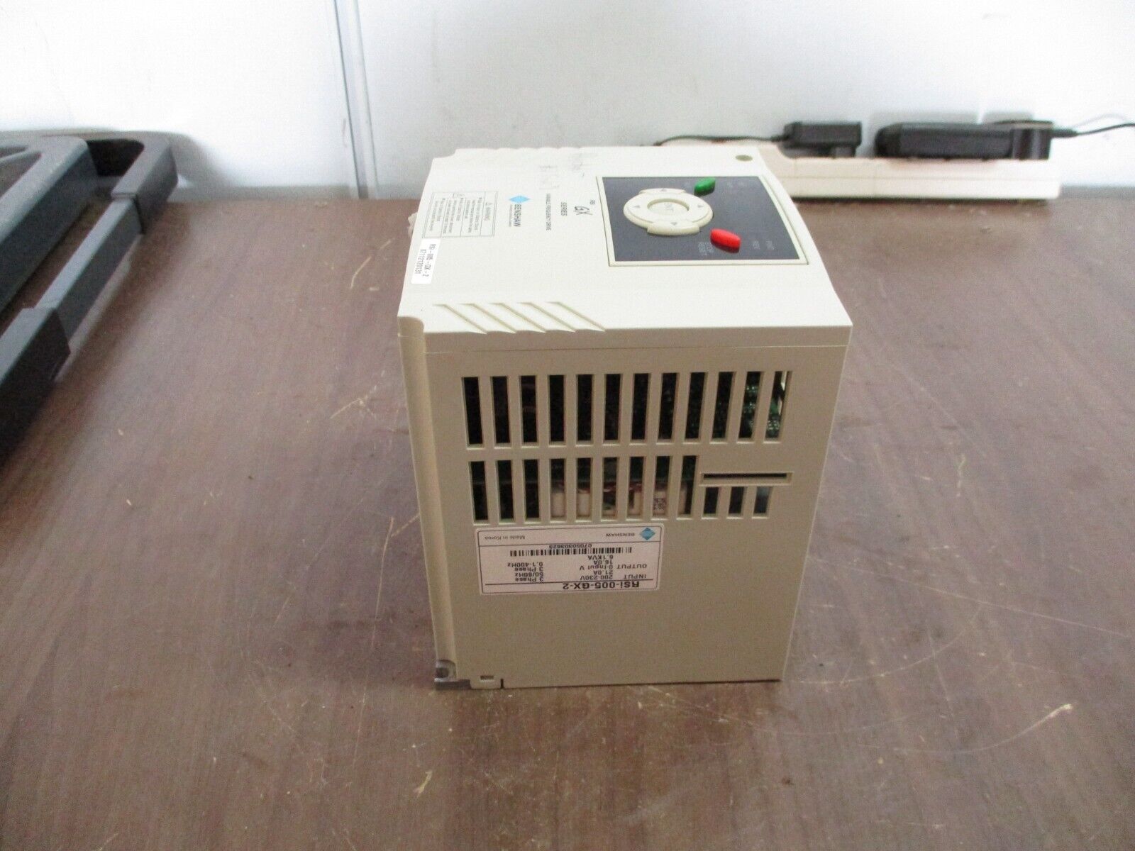 Benshaw RSi GX Series AC Drive RSi-005-GX-2 5HP 3Ph *Missing Cover Screw* Used