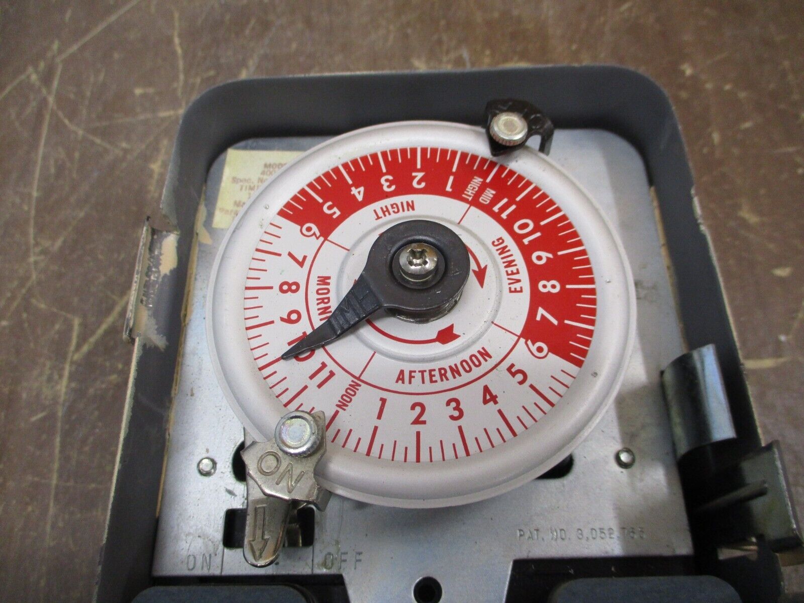 Paragon 4001-00 Timer TD-1744-00 120V 60Hz Used