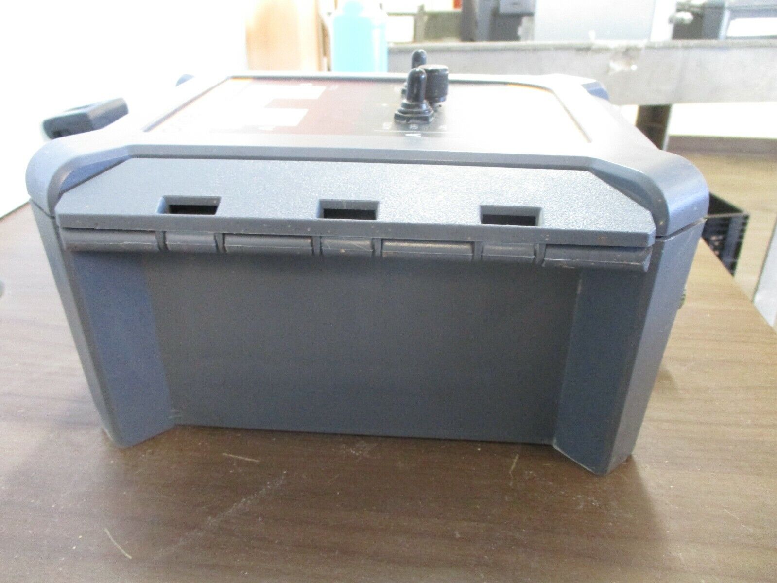 Once Solo LEL-0.2-DU-120V AgriShift Lighting Controller 30-014-00156 Used