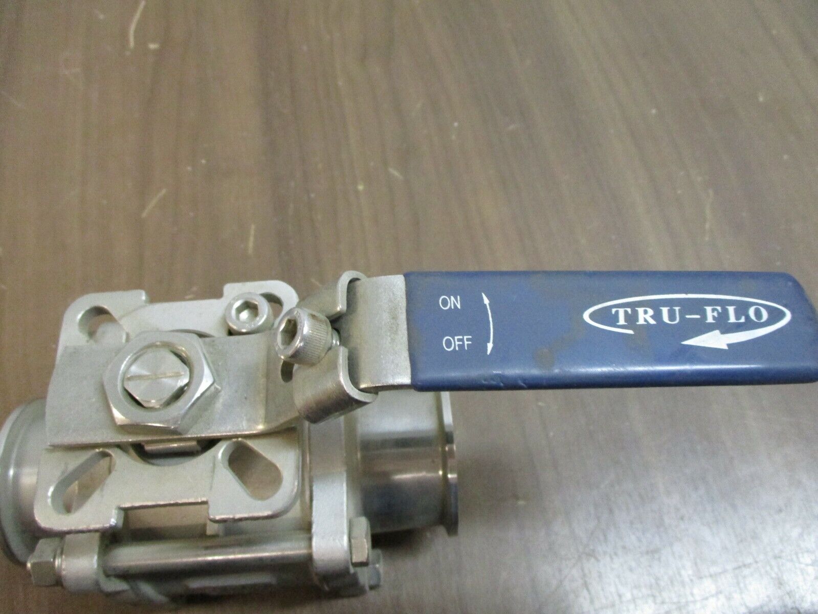 QSM Tru-Flo Stainless Steel Ball Valve Size: 2" 1000 WOG Used