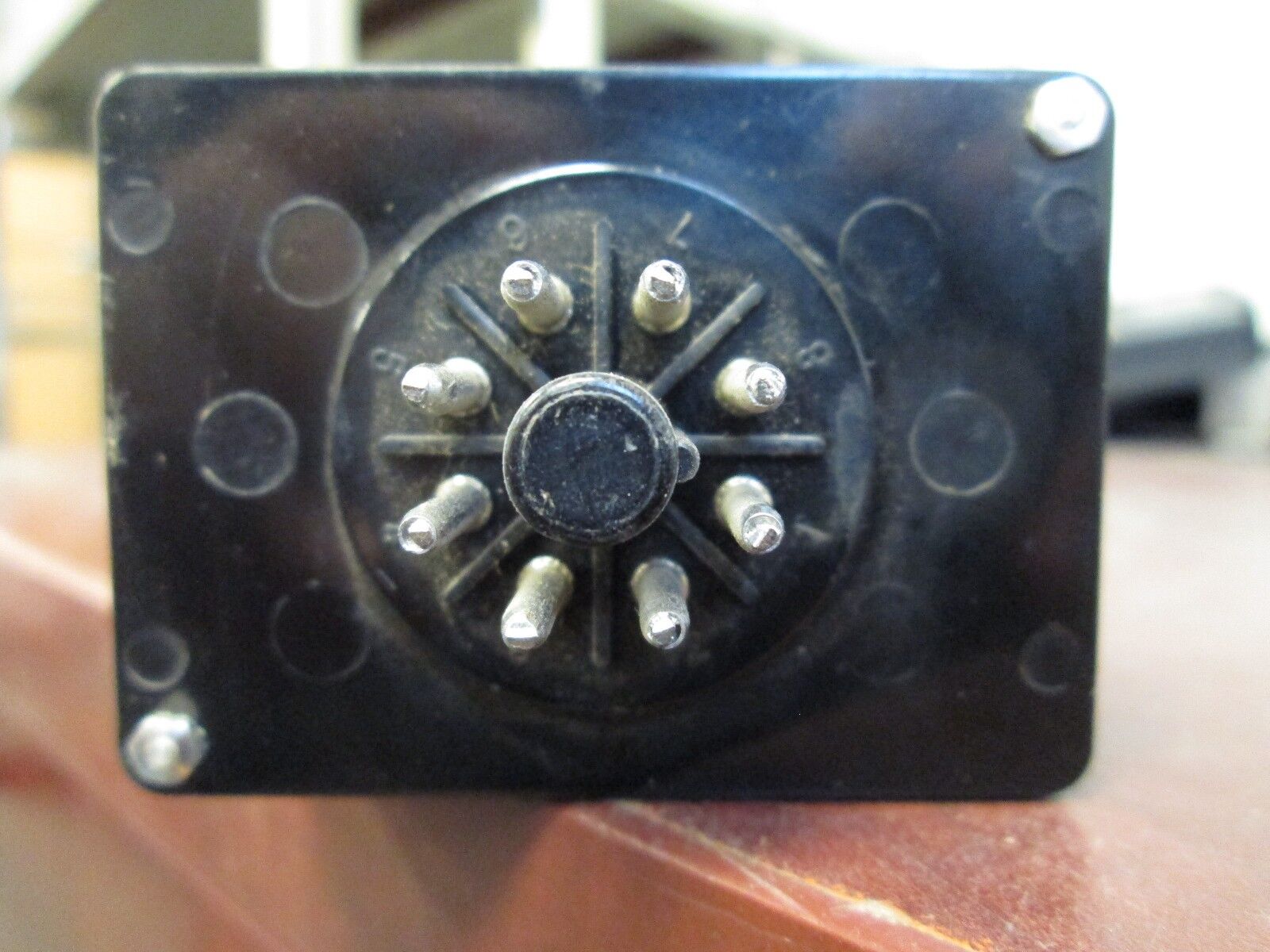 Allen-Bradley Time Delay Relay 700-HT12AA1 Timing Range: .1-10sec Used