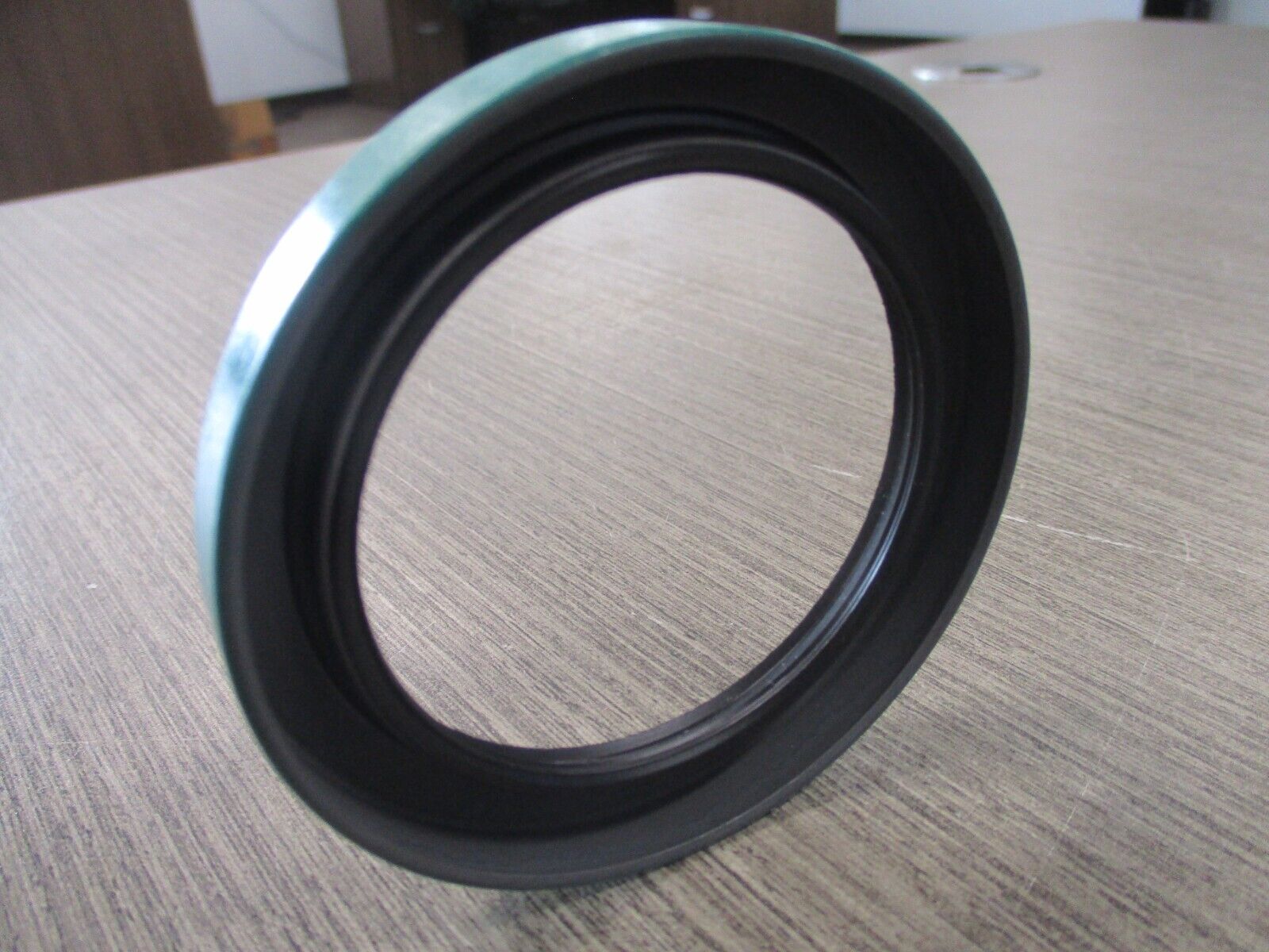SKF CR Seal 22354 *Lot Of 2* New Surplus