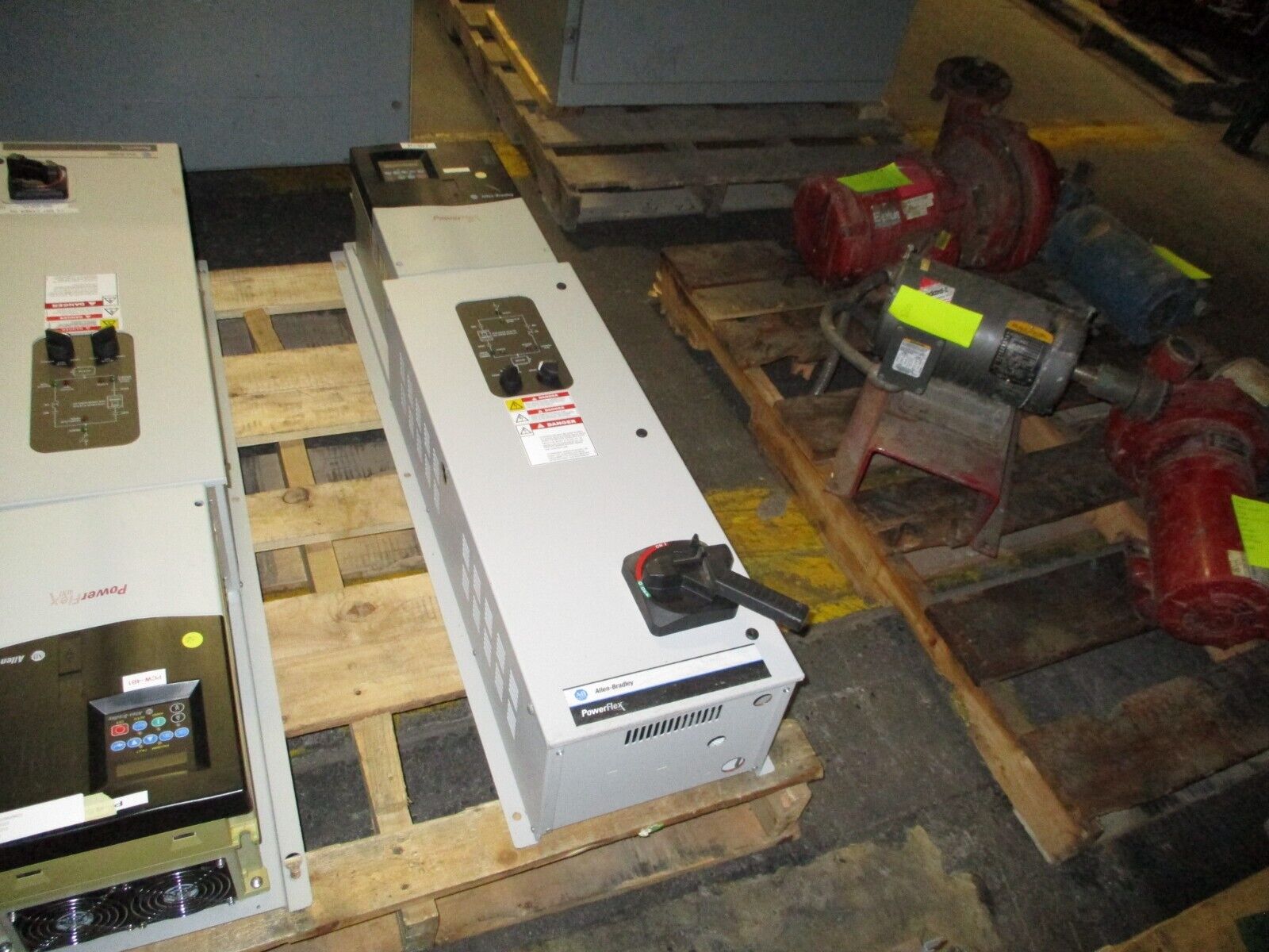 Allen-Bradley PowerFlex 400 AC Drive w/ Bypass 22C-D045A103 Ser. A 30HP 3Ph Used
