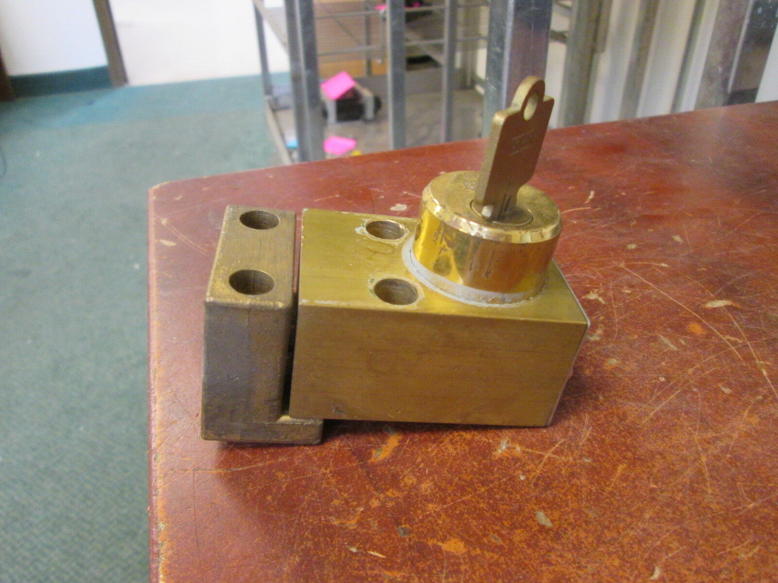 BBC Kirk Interlock 260767 Stab Length: 0-5/8" Used