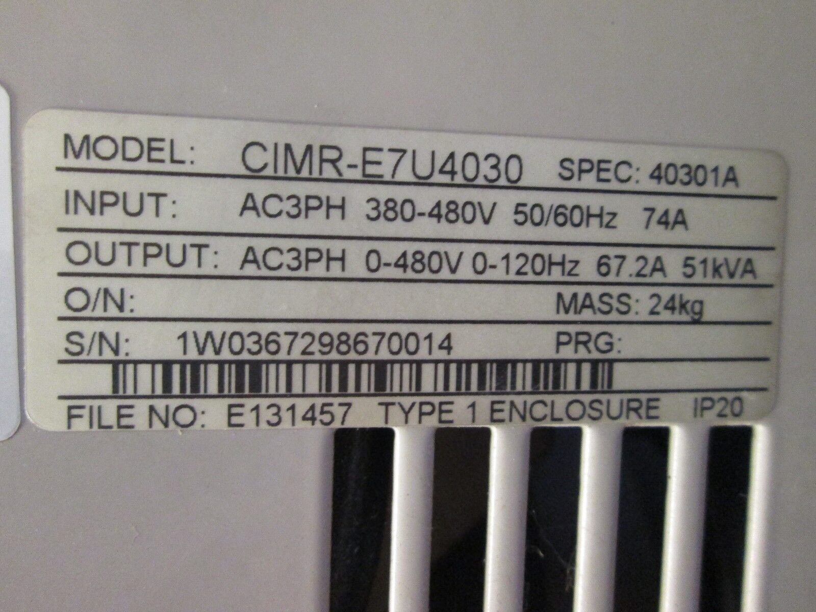 Yaskawa E7 AC Drive CIMR-E7U4030 50HP 3Ph In: 380-480V Out: 0-480V 67.2A Used