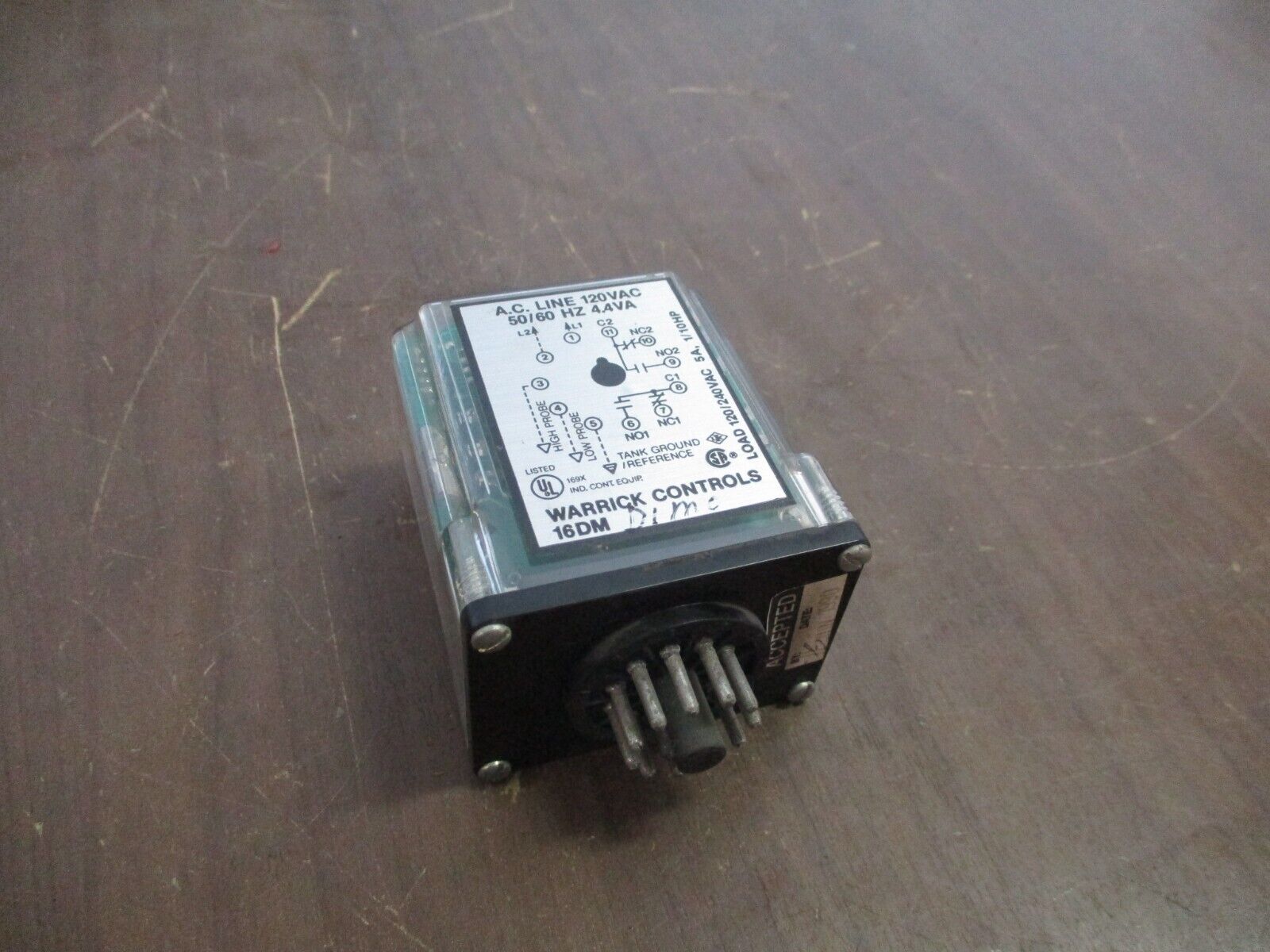 Warrick Controls Control Relay 16DM D1M0 120V 50/60Hz 4.4VA Used
