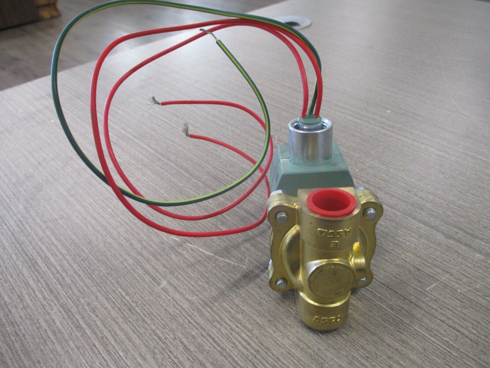 Asco Red Hat Solenoid Valve 8210G094 1/2" New Surplus