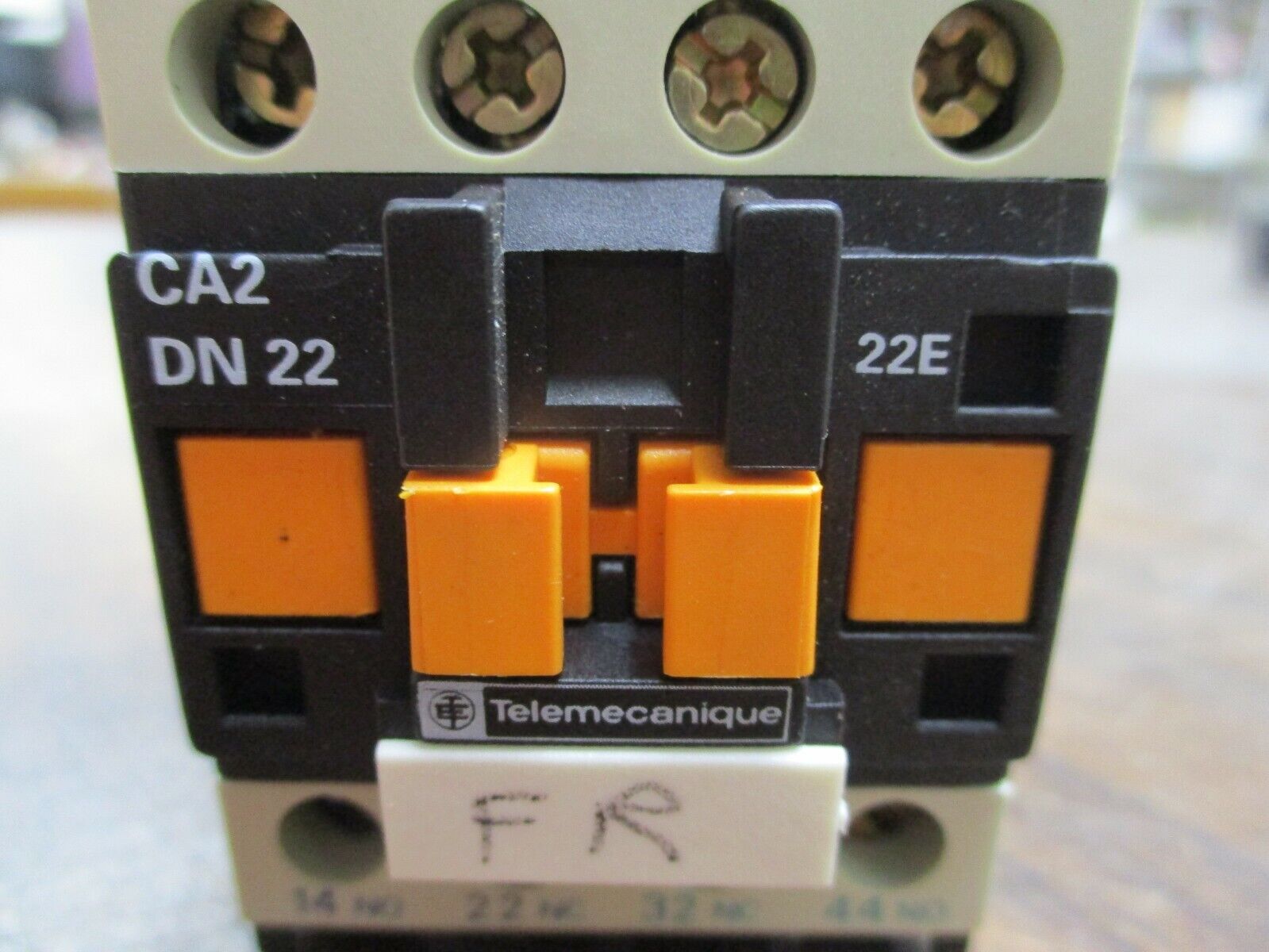 Telemecanique Contactor CA2 DN 22 120V Coil 600V w/ Suppressor Module Used
