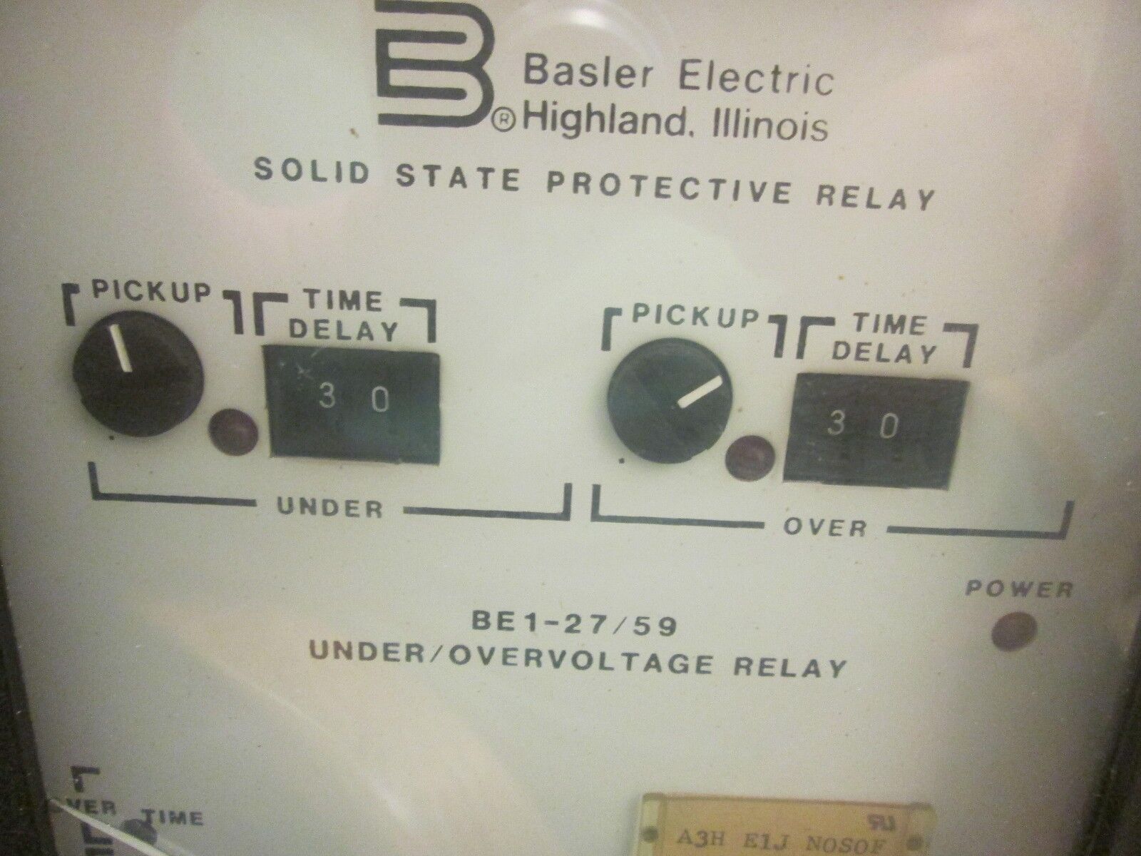 Basler Electric Under/Overvoltage Relay BE1-27/59 *Cracked Cover* Used