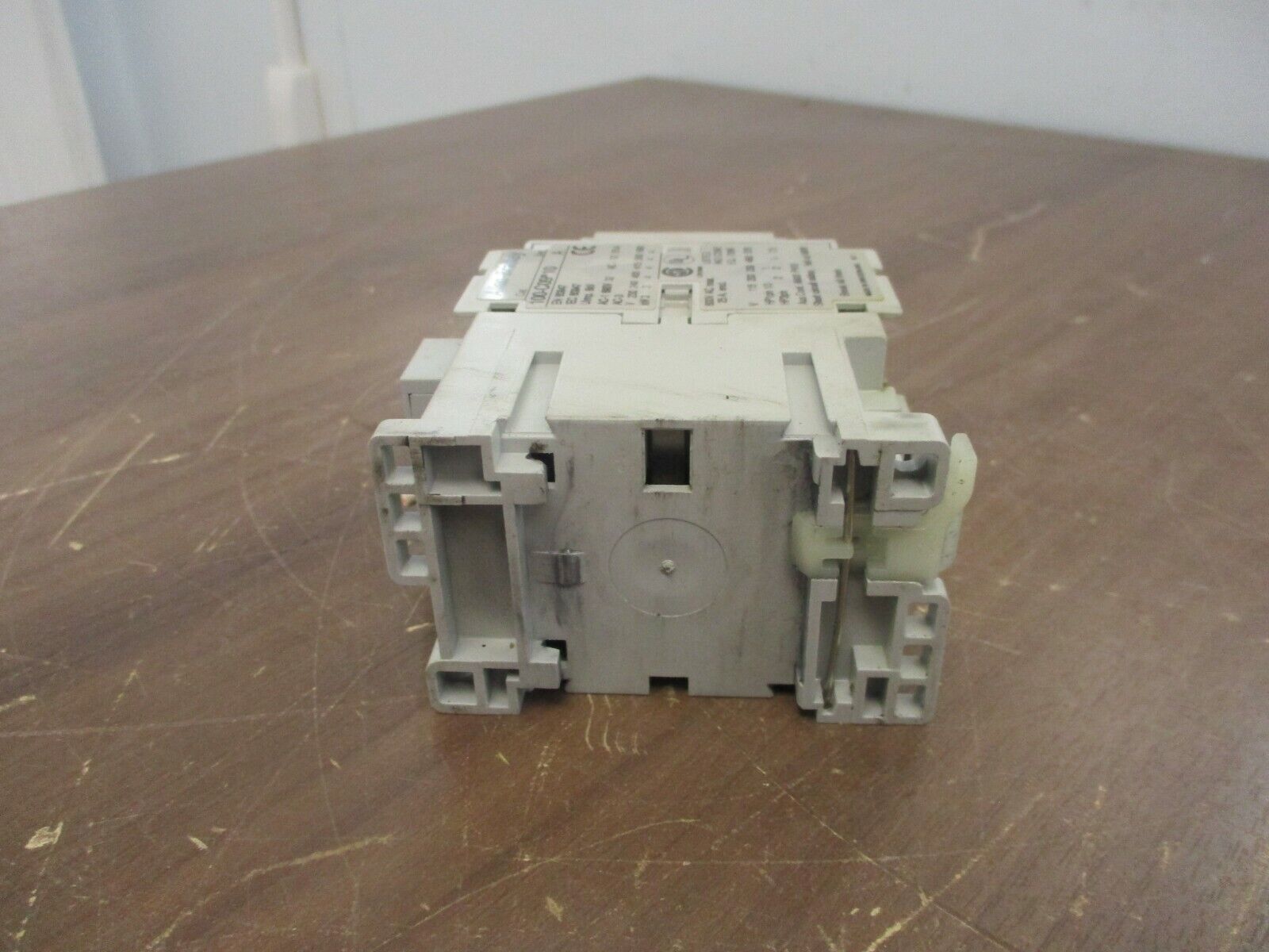 Allen-Bradley Contactor 100-C09*10 120V Coil 25A 600V w/ Aux Contact Block Used