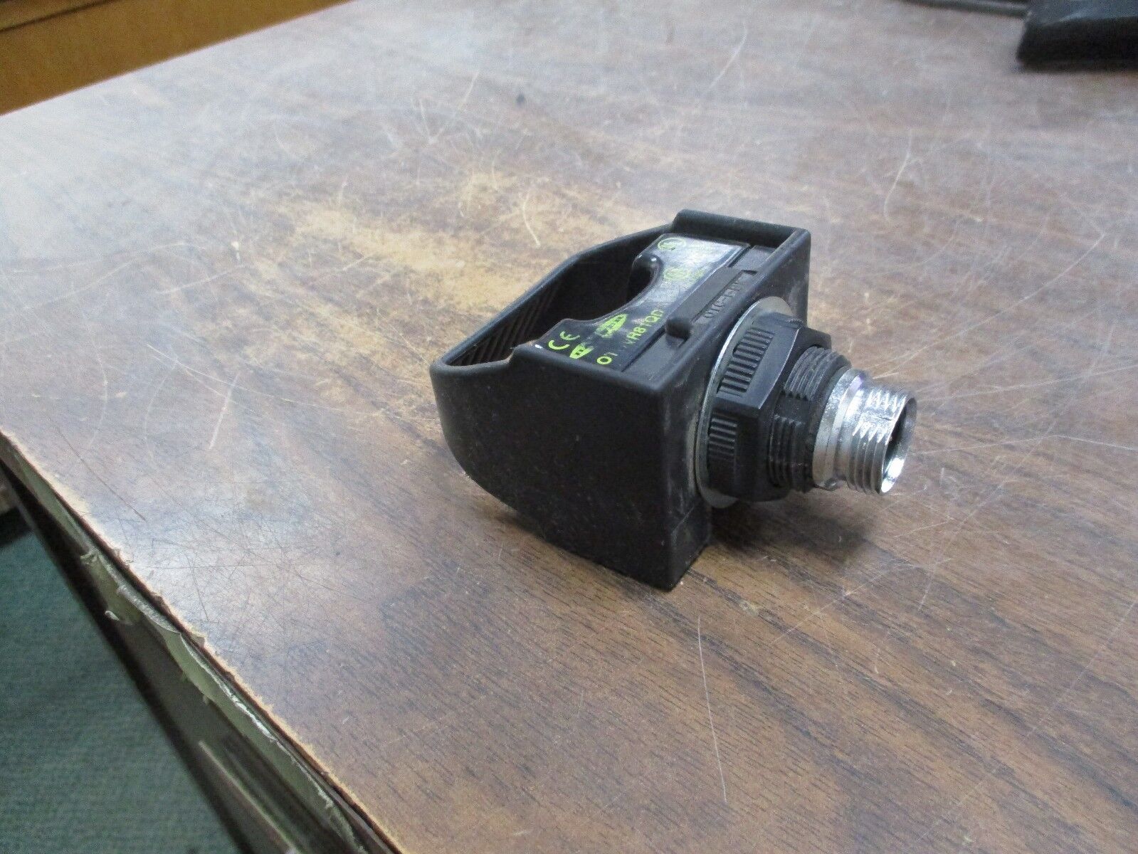Banner Touch Switch OTBVR81QD Used