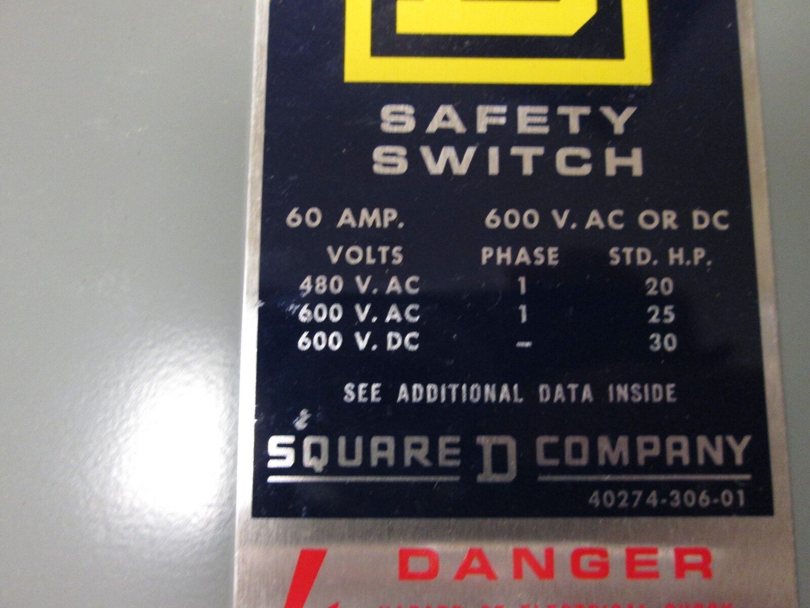 Square D Non-fusible Safety Switch HU-262 60A 600V 2P New Surplus