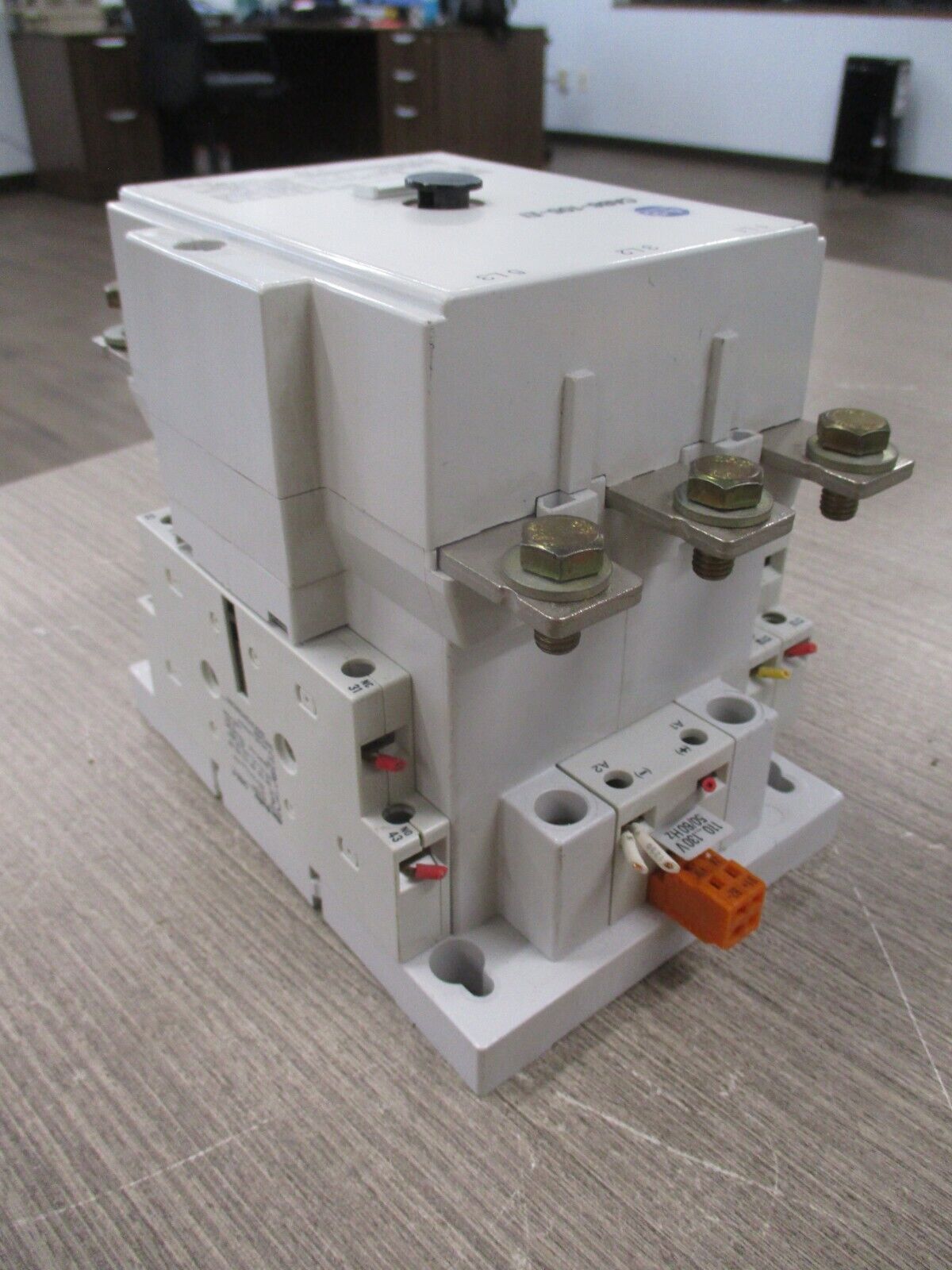 Allen-Bradley Contactor CAB6-105-EI 110-130V Coil 160A 600V Used