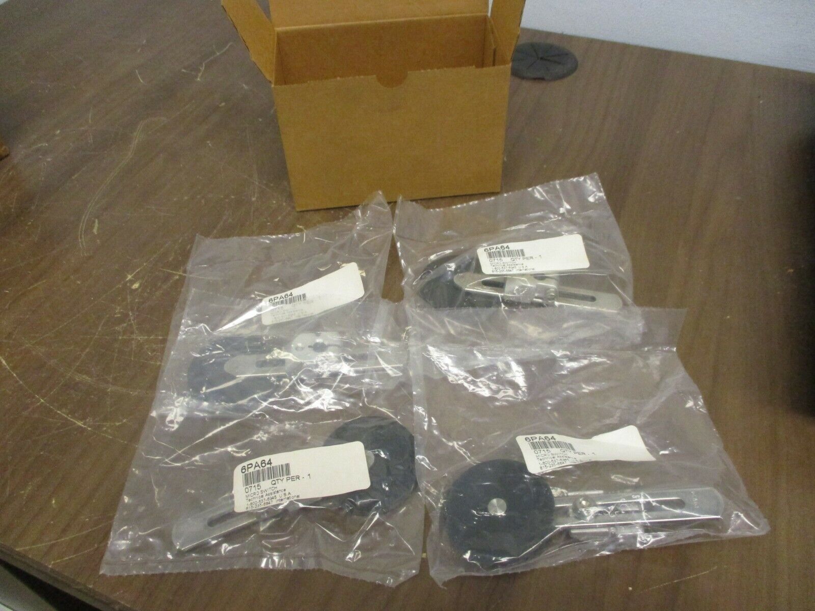 Micro Switch Limit Switch-OT 6PA64 New Surplus *Box of 4*